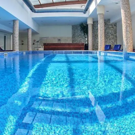 Апартамент 4, 4min Walk To Slope At Predela2 *